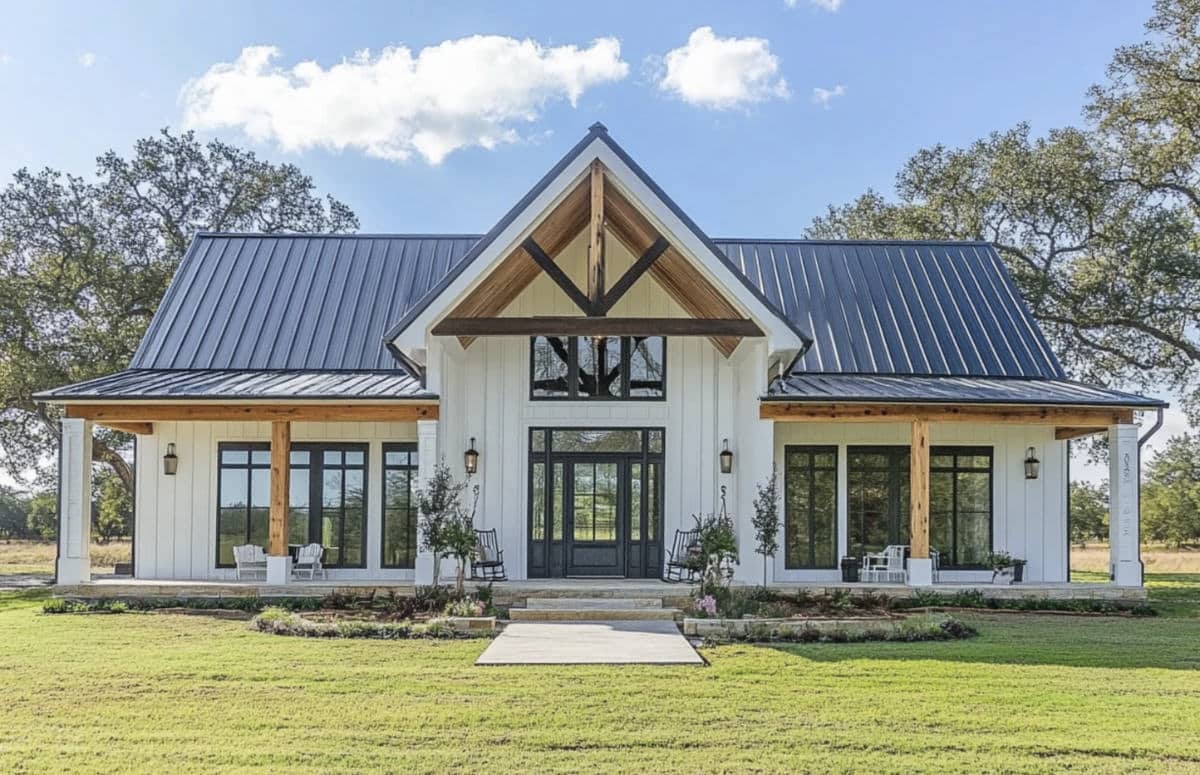 The Daxton modern farmhouse front elevation